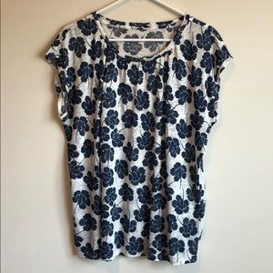 Loft Linen T-Shirt Sz M